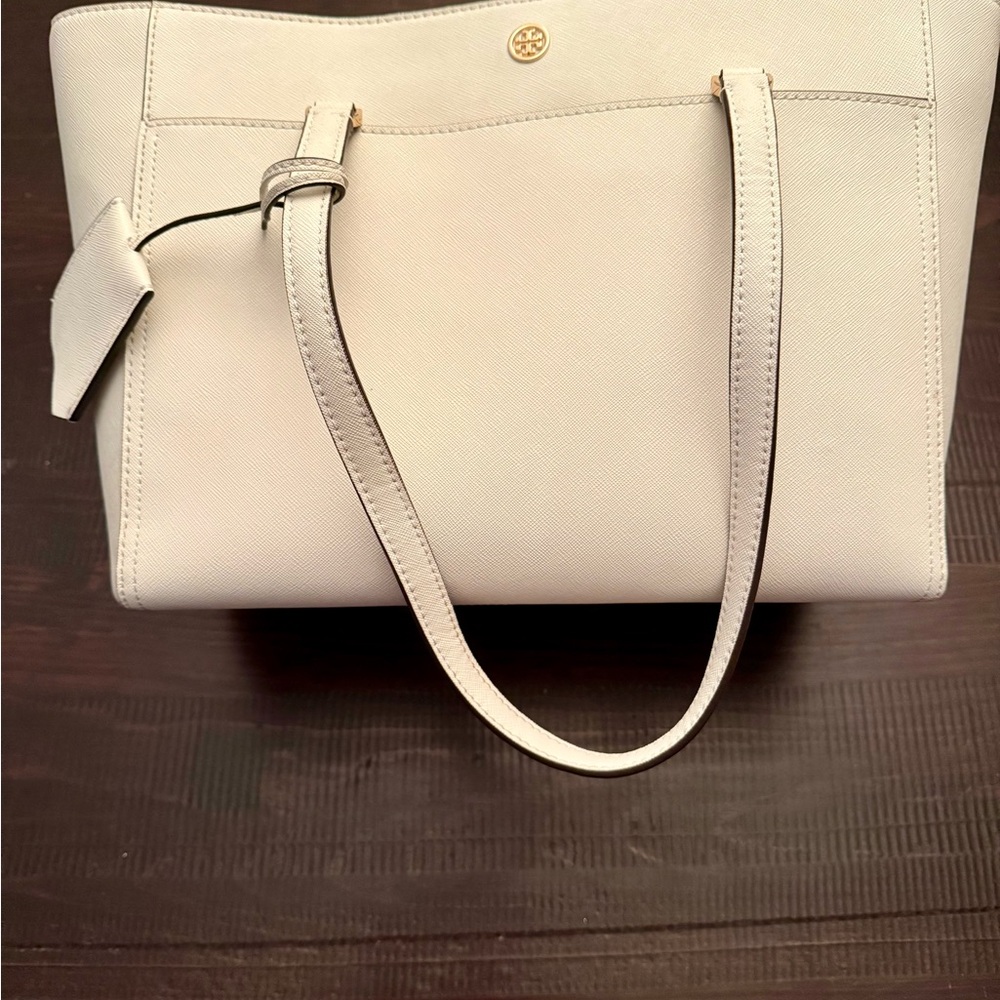 Tory Burch White Leather Tote Bag with Textured Finish